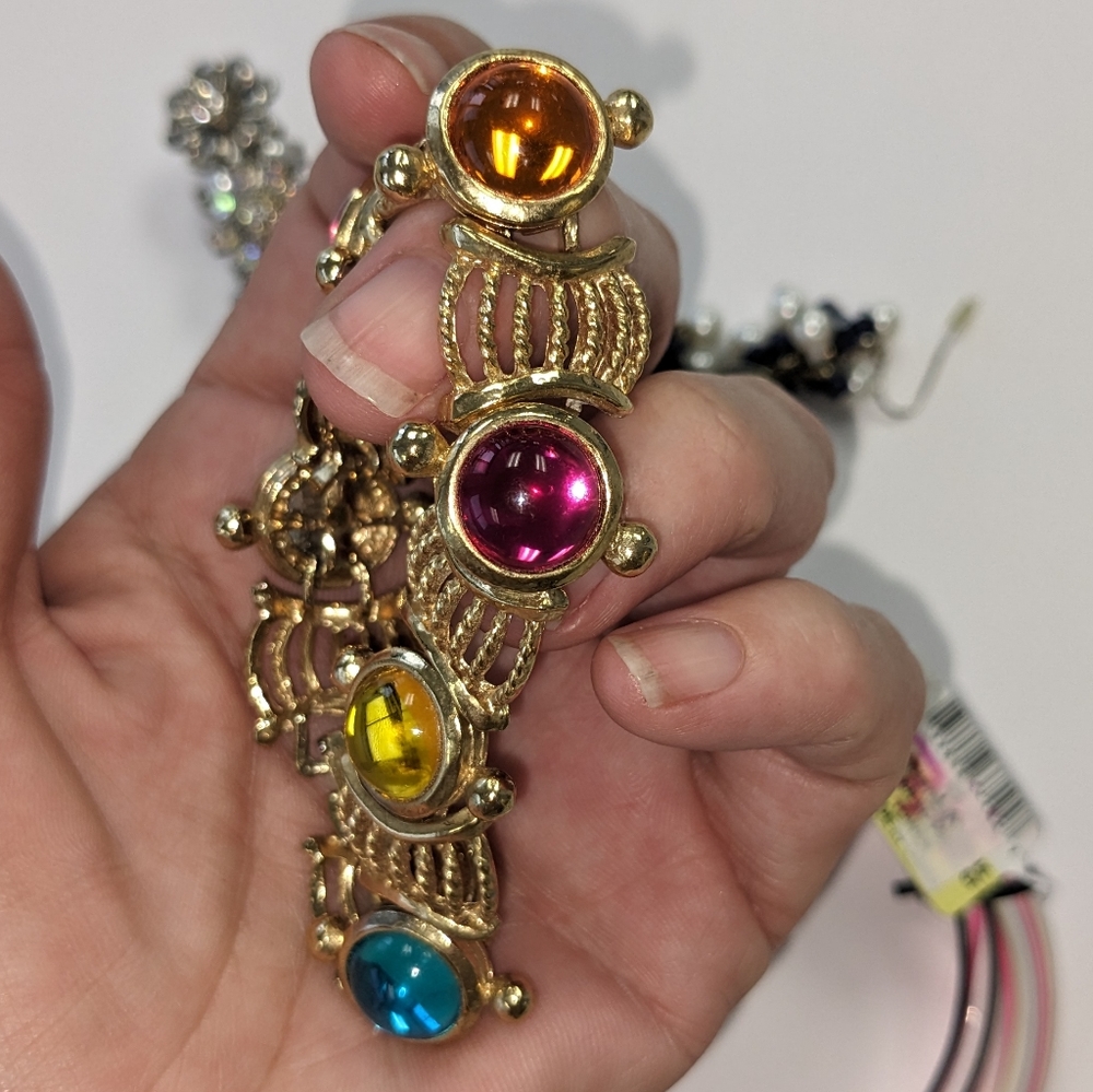 VTG COLORFUL JELLY BRACELET WITH GOLD ACCENTS - Picture 2 of 15